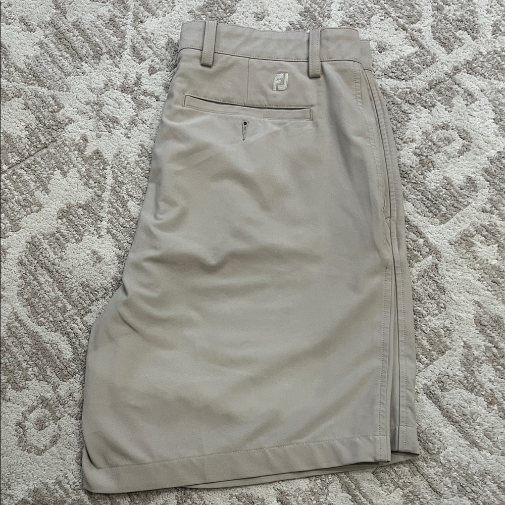 FootJoy Tan Performance Golf Shorts W33